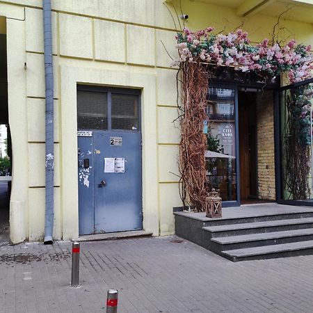 Apartments On Velyka Vasylkivska 47 Kiev Luaran gambar